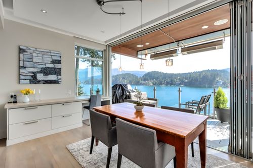 11 at 4817 Strathcona Road, Deep Cove, North Vancouver