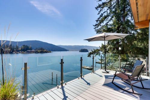 15 at 4817 Strathcona Road, Deep Cove, North Vancouver