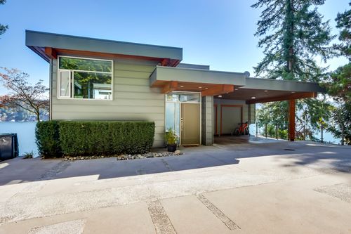 33 at 4817 Strathcona Road, Deep Cove, North Vancouver