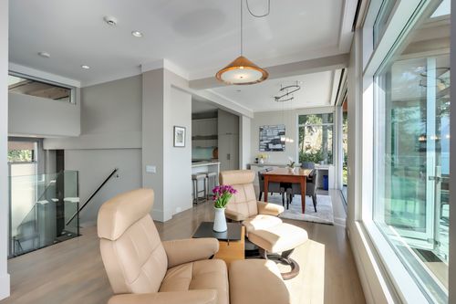 5 at 4817 Strathcona Road, Deep Cove, North Vancouver