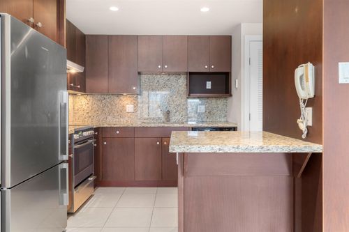 1341-clyde-avenue-ambleside-west-vancouver-03 at 203 - 1341 Clyde Avenue, Ambleside, West Vancouver