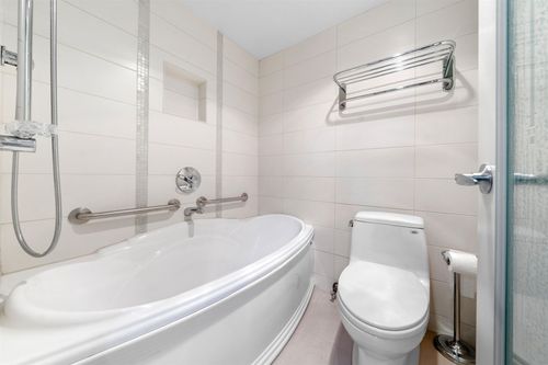 1341-clyde-avenue-ambleside-west-vancouver-11 at 203 - 1341 Clyde Avenue, Ambleside, West Vancouver