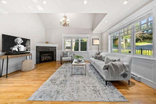 3375-chesterfield-avenue-upper-lonsdale-north-vancouver-02 at 3375 Chesterfield Avenue, Upper Lonsdale, North Vancouver