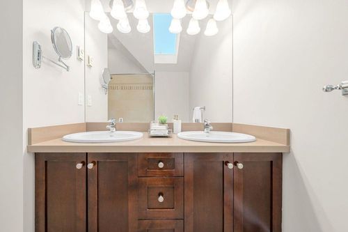 3375-chesterfield-avenue-upper-lonsdale-north-vancouver-25 at 3375 Chesterfield Avenue, Upper Lonsdale, North Vancouver