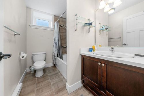 3375-chesterfield-avenue-upper-lonsdale-north-vancouver-38 at 3375 Chesterfield Avenue, Upper Lonsdale, North Vancouver