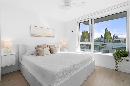 720-e-3rd-street-queensbury-north-vancouver-13 at 32 - 720 E 3rd Street, Queensbury, North Vancouver