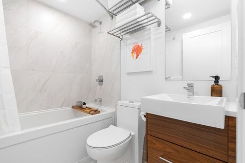 720-e-3rd-street-queensbury-north-vancouver-19 at 32 - 720 E 3rd Street, Queensbury, North Vancouver