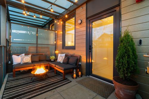 720-e-3rd-street-queensbury-north-vancouver-30 at 32 - 720 E 3rd Street, Queensbury, North Vancouver