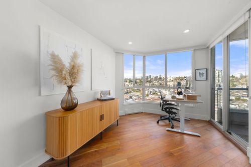 1245-quayside-drive-quay-new-westminster-22 at 1704 - 1245 Quayside Drive, Quay, New Westminster