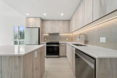 3594-malsum-drive-roche-point-north-vancouver-09 at 404 - 3594 Malsum Drive, Roche Point, North Vancouver