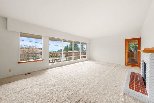 234-rondoval-crescent-upper-delbrook-north-vancouver-08 at 234 Rondoval Crescent, Upper Delbrook, North Vancouver