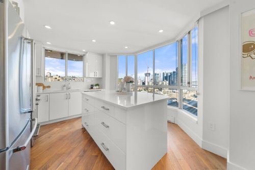 1245-quayside-drive-quay-new-westminster-07 at 1704 - 1245 Quayside Drive, Quay, New Westminster