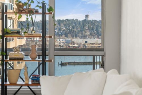 1245-quayside-drive-quay-new-westminster-11 at 1704 - 1245 Quayside Drive, Quay, New Westminster