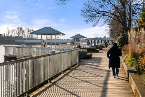 1245-quayside-drive-quay-new-westminster-34 at 1704 - 1245 Quayside Drive, Quay, New Westminster