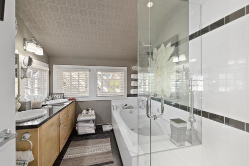 274-e-keith-road-central-lonsdale-north-vancouver-15 at 274 E Keith Road, Central Lonsdale, North Vancouver