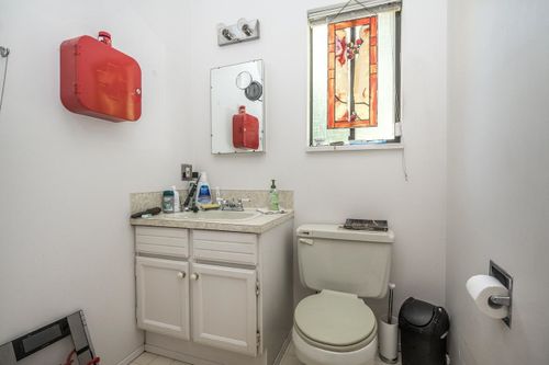 4651-hoskins-road-lynn-valley-north-vancouver-16 at 4651 Hoskins Road, Lynn Valley, North Vancouver