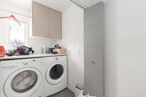 38447-buckley-avenue-dentville-squamish-20 at 9 - 38447 Buckley Avenue, Dentville, Squamish