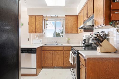 2539-belloc-street-blueridge-nv-north-vancouver-15 at 2539 Belloc Street, Blueridge NV, North Vancouver