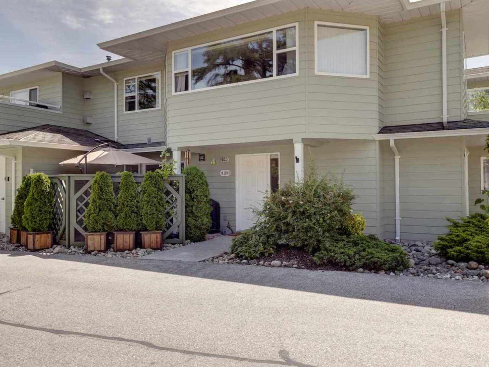 203 - 1585 Field Road, Sechelt District, Sunshine Coast  by Chris Moore 203 - 1585 Field Road, Sechelt District, Sunshine Coast