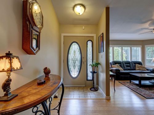 5629-curtis-place-sechelt-district-sunshine-coast-14 at 5629 Curtis Place, Sechelt District, Sunshine Coast