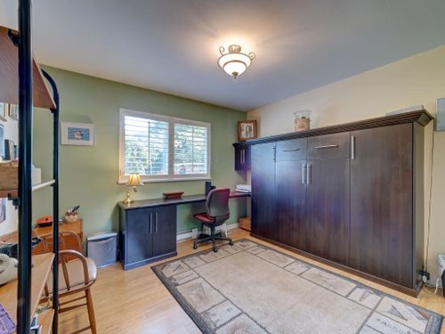 5629-curtis-place-sechelt-district-sunshine-coast-37 at 5629 Curtis Place, Sechelt District, Sunshine Coast