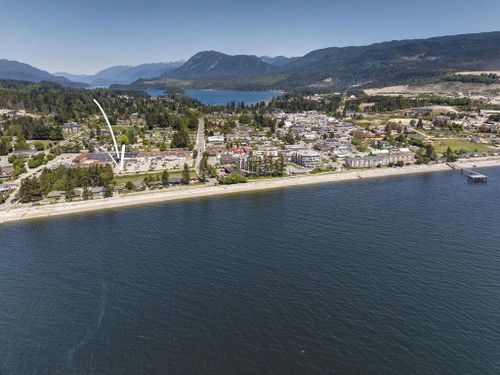 5759-teredo-street-sechelt-district-sunshine-coast-05 at 5759 Teredo Street, Sechelt District, Sunshine Coast