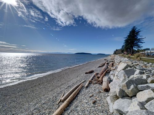 secheltwaterfront-210216-02 at 5759 Teredo Street, Sechelt District, Sunshine Coast