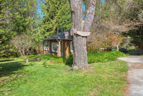 8200-redrooffs-road-halfmn-bay-secret-cv-redroofs-sunshine-coast-11 at 8200 Redrooffs Road, Halfmn Bay Secret Cv Redroofs, Sunshine Coast