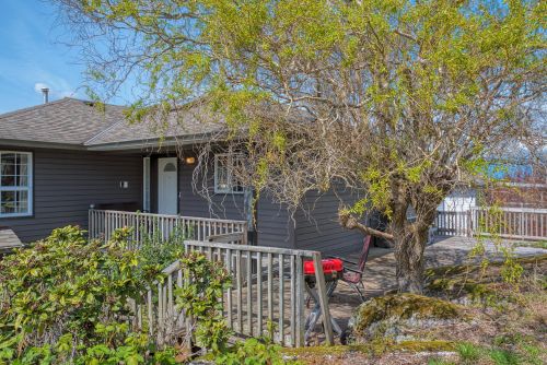 5796-trail-avenue-sechelt-district-sunshine-coast-11 at 5796 Trail Avenue, Sechelt District, Sunshine Coast