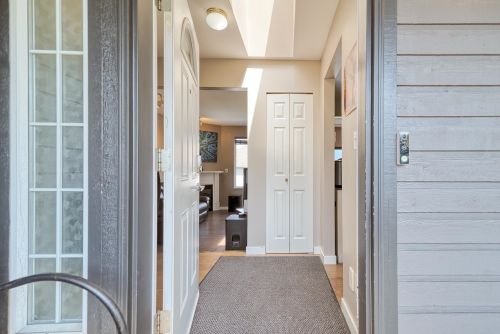 5796-trail-avenue-sechelt-district-sunshine-coast-17 at 5796 Trail Avenue, Sechelt District, Sunshine Coast