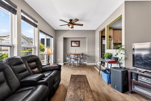 5796-trail-avenue-sechelt-district-sunshine-coast-21 at 5796 Trail Avenue, Sechelt District, Sunshine Coast