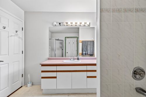 5796-trail-avenue-sechelt-district-sunshine-coast-34 at 5796 Trail Avenue, Sechelt District, Sunshine Coast