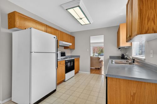 1534-cypress-way-gibsons-area-sunshine-coast-24 at 1534 Cypress Way, Gibsons & Area, Sunshine Coast