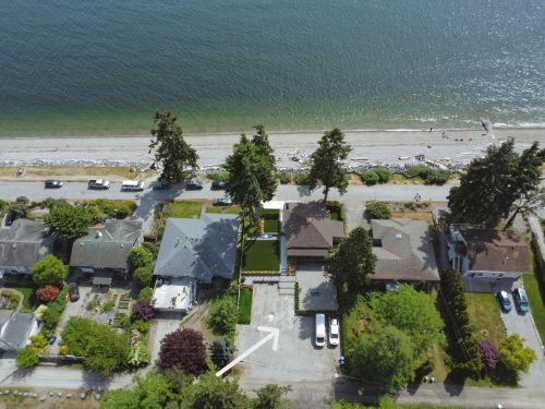5760-boulevard-street-sechelt-district-sunshine-coast-02 at 5760 Boulevard Street, Sechelt District, Sunshine Coast