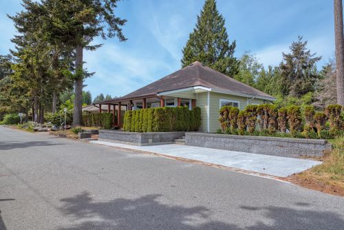 5760-boulevard-street-sechelt-district-sunshine-coast-06 at 5760 Boulevard Street, Sechelt District, Sunshine Coast