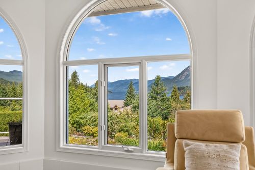 6453-n-gale-avenue-sechelt-district-sunshine-coast-08 at 6453 N Gale Avenue, Sechelt District, Sunshine Coast