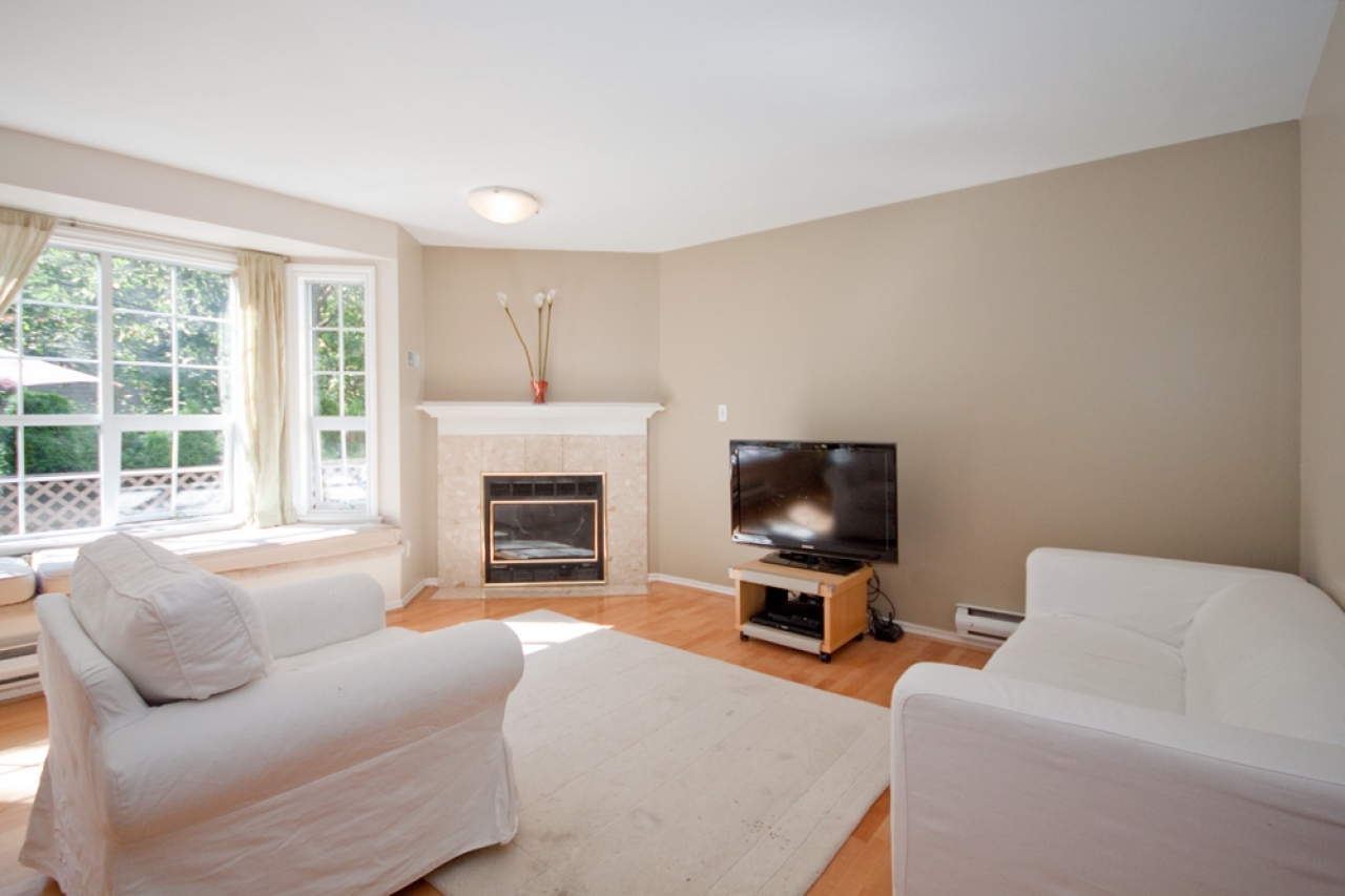 004.jpg at #9 - 225 West 16th Street, Lonsdale, North Vancouver