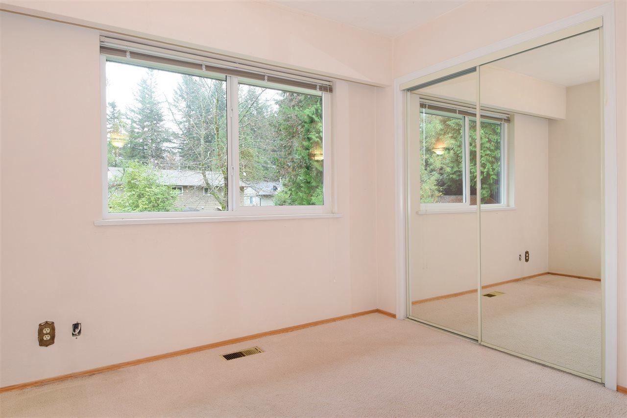 image-262036976-10.jpg at 2658  Crescent, Westlynn Terrace, North Vancouver