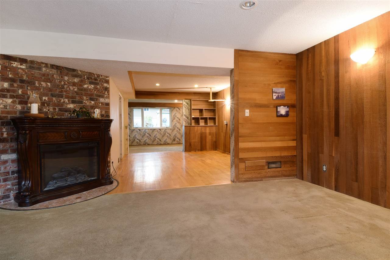 image-262036976-11.jpg at 2658  Crescent, Westlynn Terrace, North Vancouver