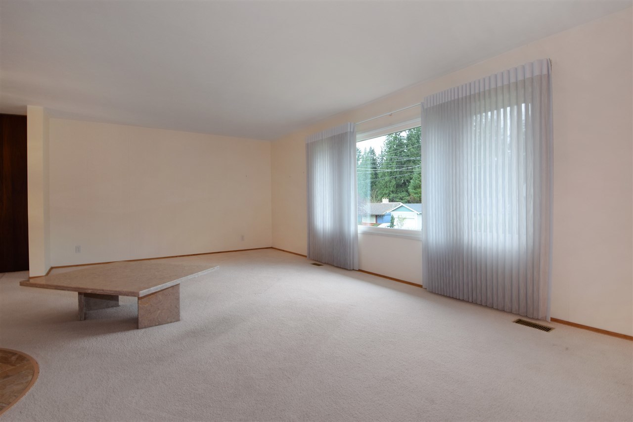image-262036976-3.jpg at 2658  Crescent, Westlynn Terrace, North Vancouver