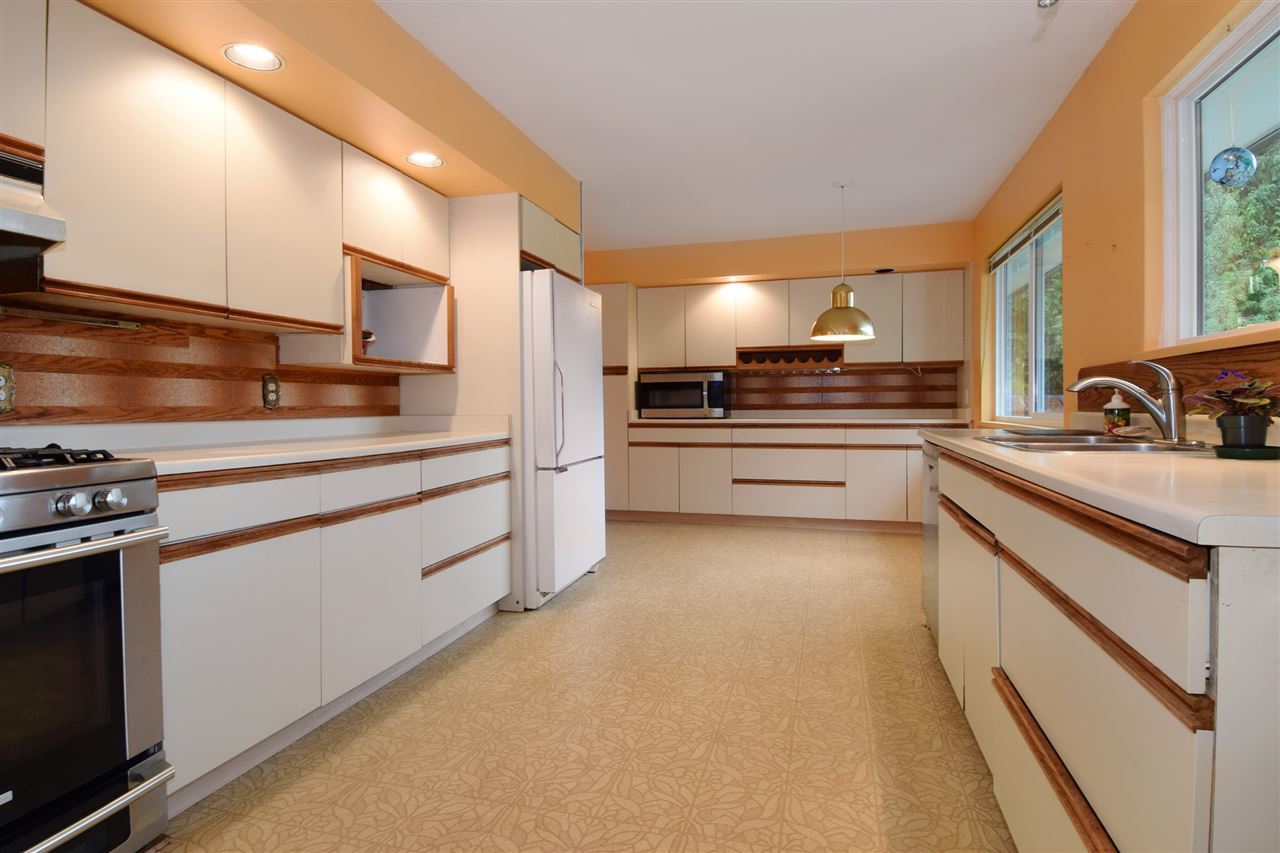 image-262036976-6.jpg at 2658  Crescent, Westlynn Terrace, North Vancouver