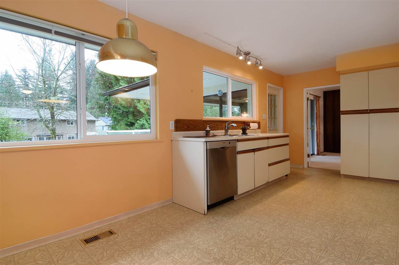 image-262036976-7.jpg at 2658  Crescent, Westlynn Terrace, North Vancouver