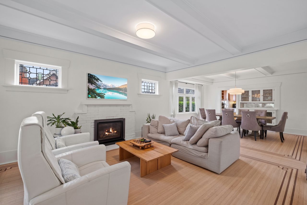 fxh21938 at 3044 Point Grey Road, Kitsilano, Vancouver West