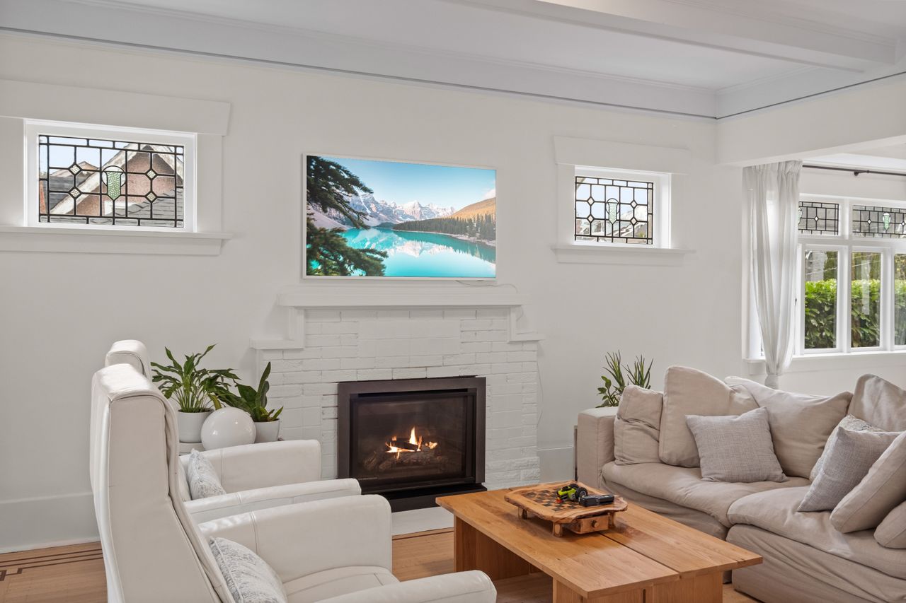 fxh21941 at 3044 Point Grey Road, Kitsilano, Vancouver West