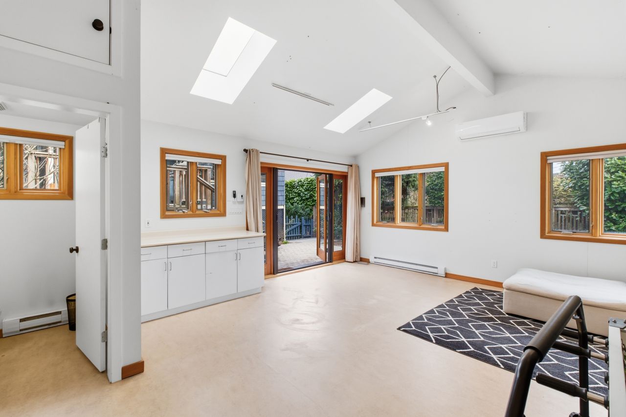 fxh22008 at 3044 Point Grey Road, Kitsilano, Vancouver West