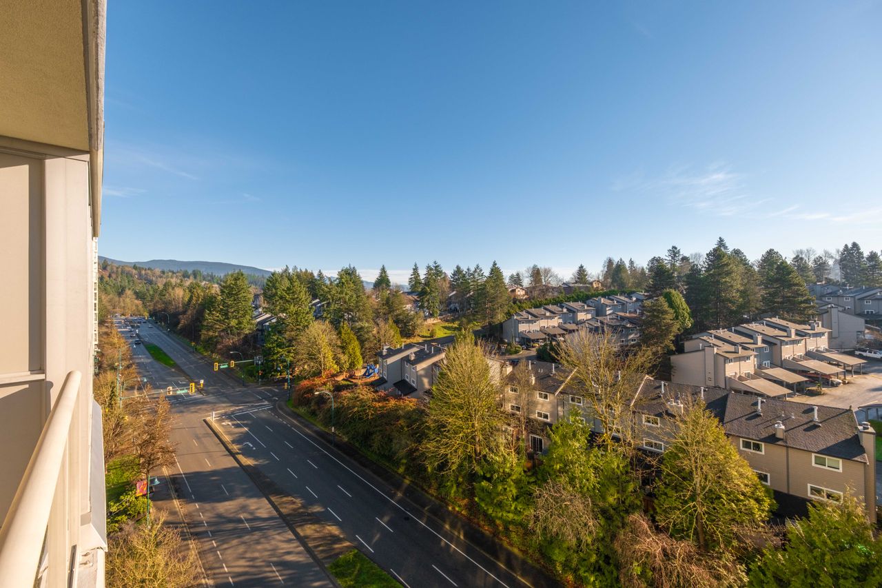 p-17 at 1104 - 235 Guildford Way, North Shore Pt Moody, Port Moody