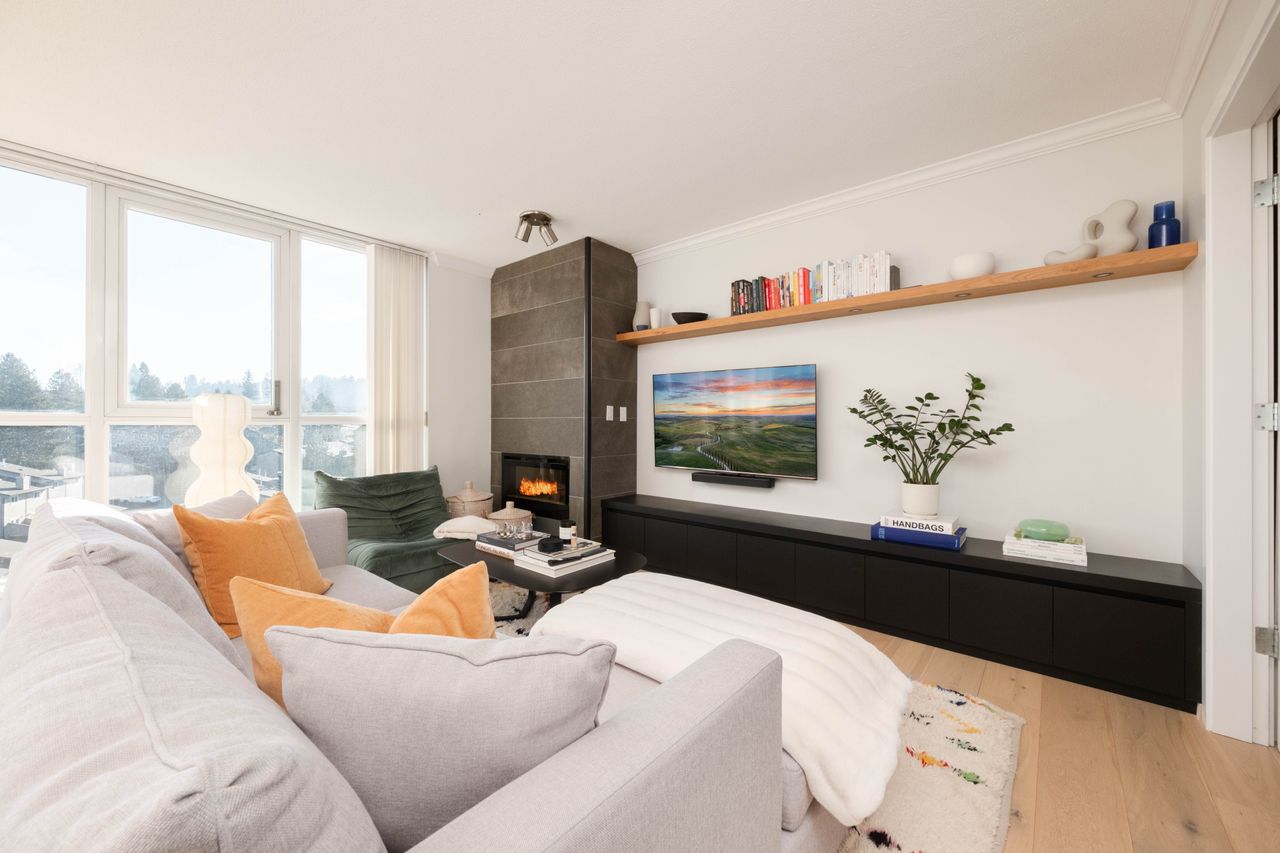 p-4 at 1104 - 235 Guildford Way, North Shore Pt Moody, Port Moody