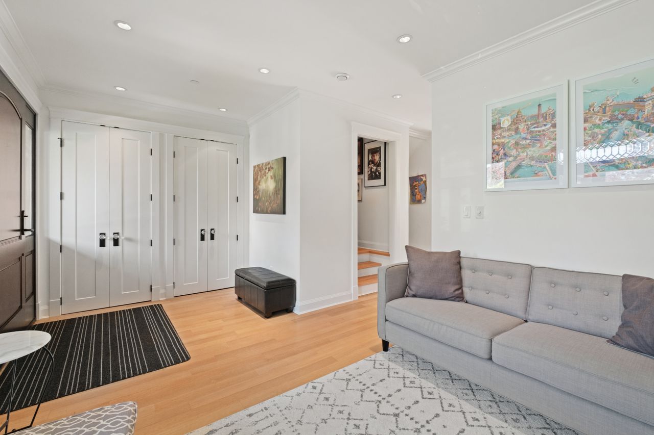 fxh20664 at 1008 E. 14th Avenue, Mount Pleasant VE, Vancouver East