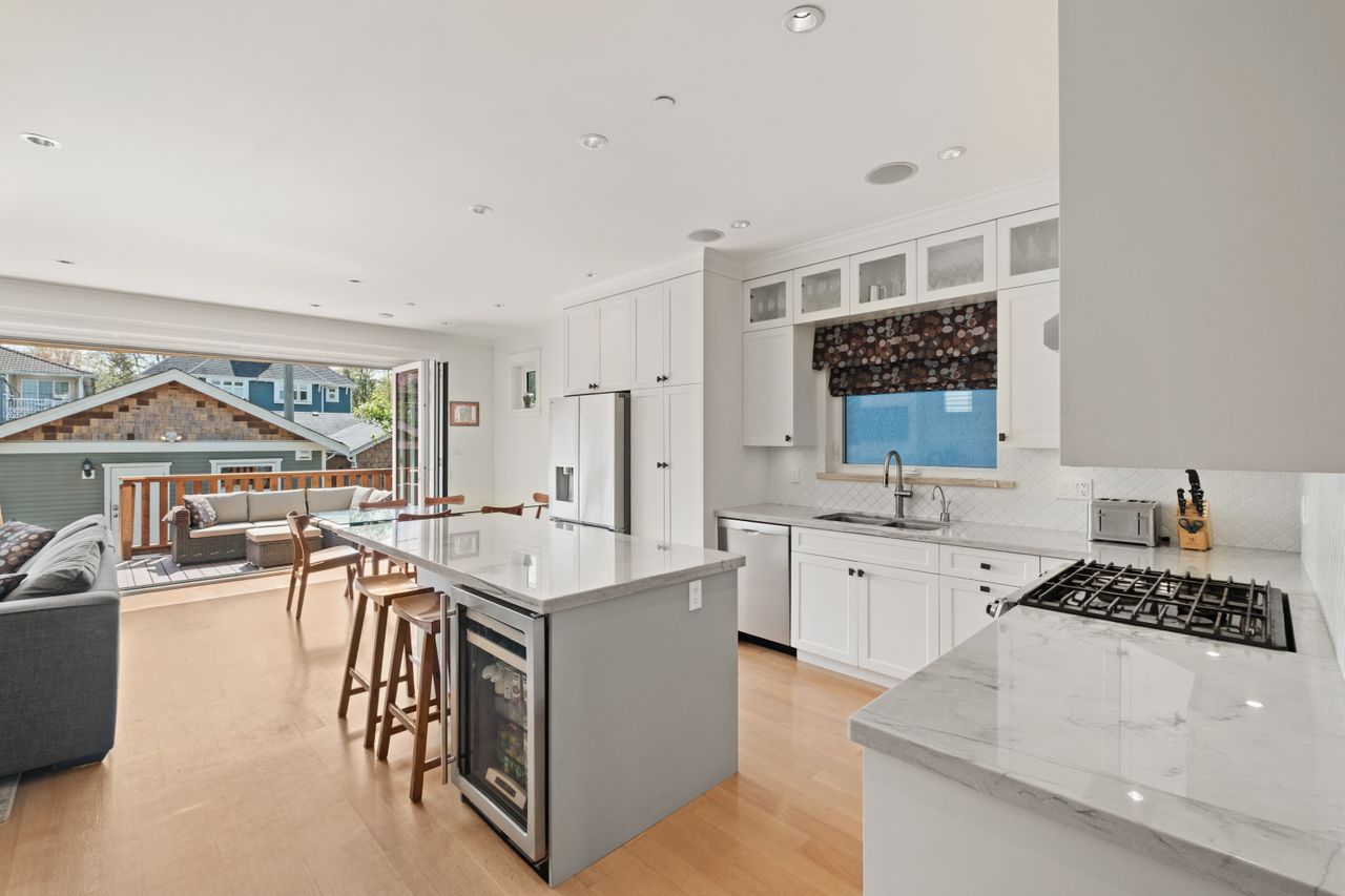 fxh20725 at 1008 E. 14th Avenue, Mount Pleasant VE, Vancouver East