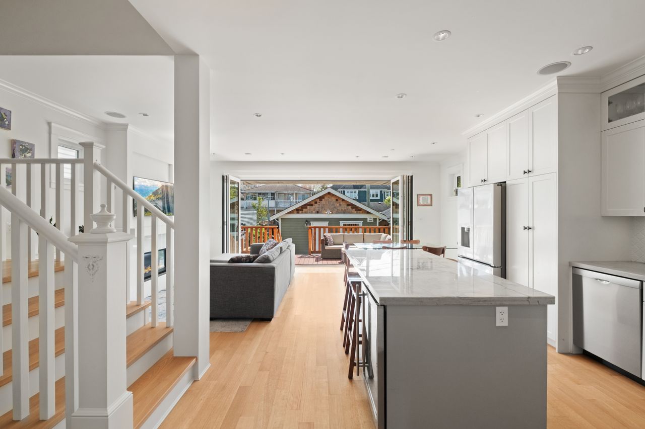 fxh20731 at 1008 E. 14th Avenue, Mount Pleasant VE, Vancouver East